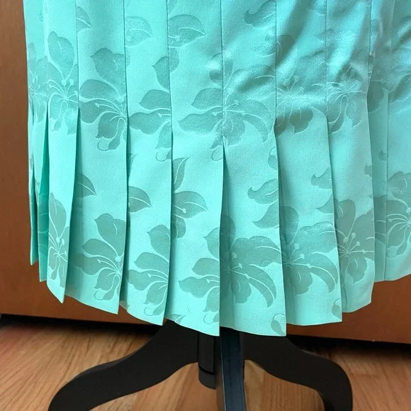 Vintage 80s Adele Simpson 100% Silk Seafoam Green Dress Long Sleeve Pleated 12 - Picture 11 of 16